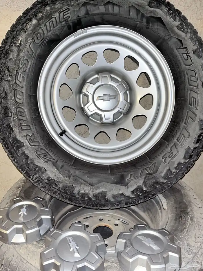 طقم جنوط وكفرات سلفرادو 0