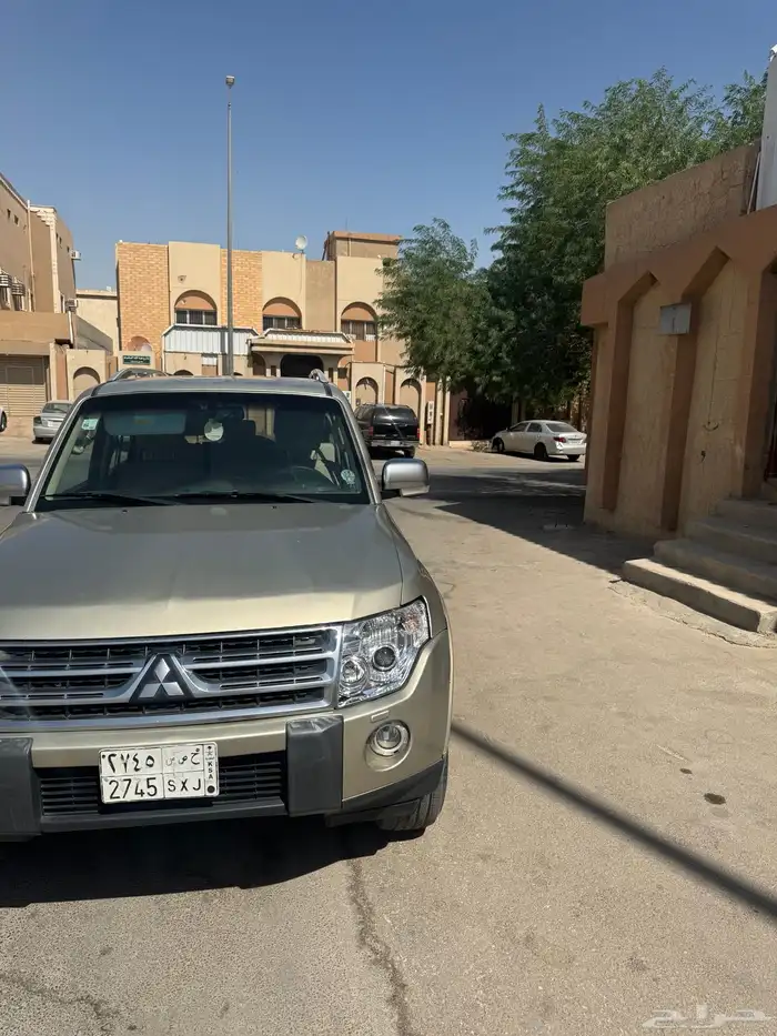 باجيرو 2010 1