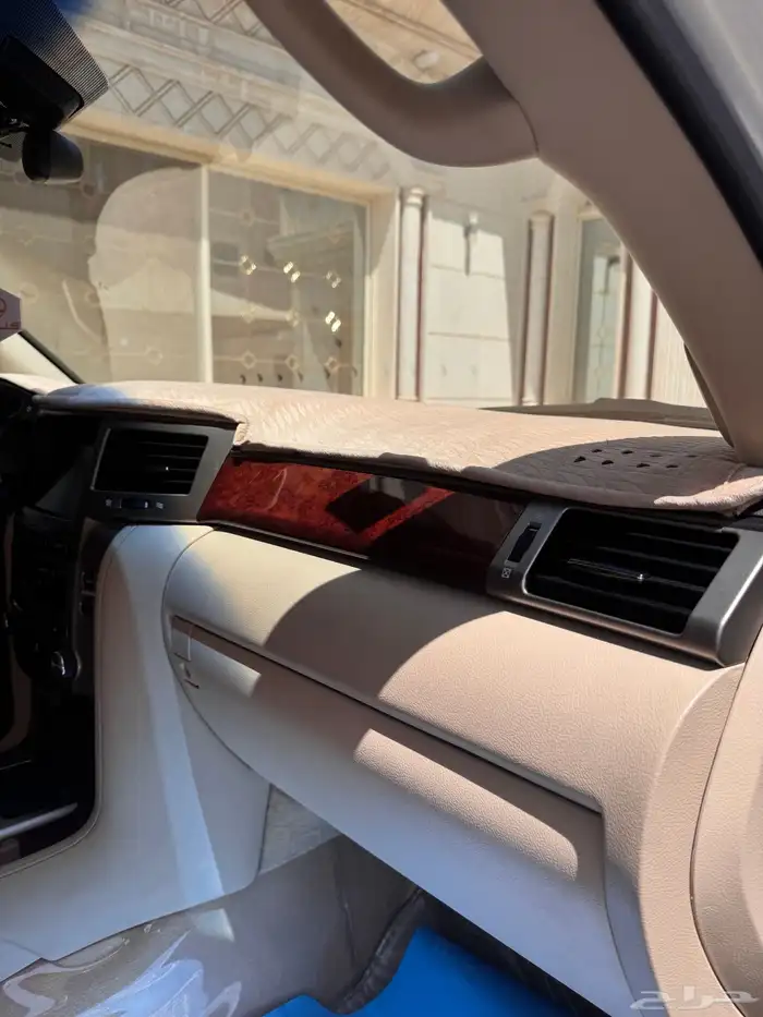 لكزس 2015 ED عداد 193 الف شرط الفحص 53