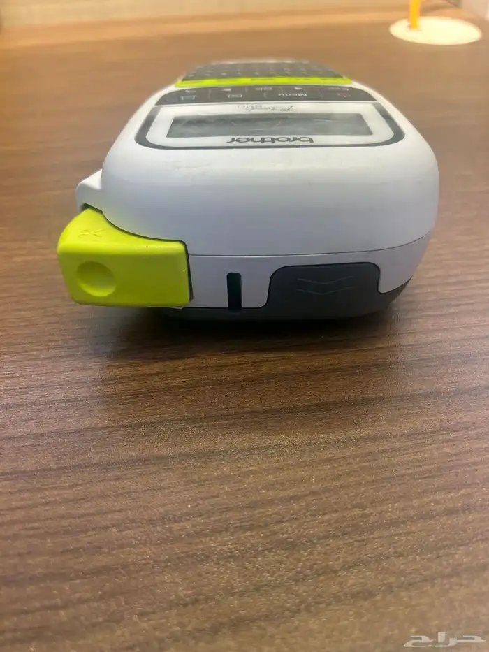 للبيع طابعة ملصقات يدوية Brother P-touch H110 0