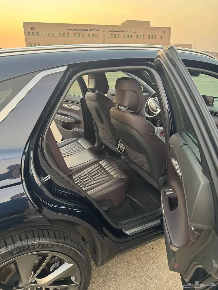 جنسس GV70 2023 24