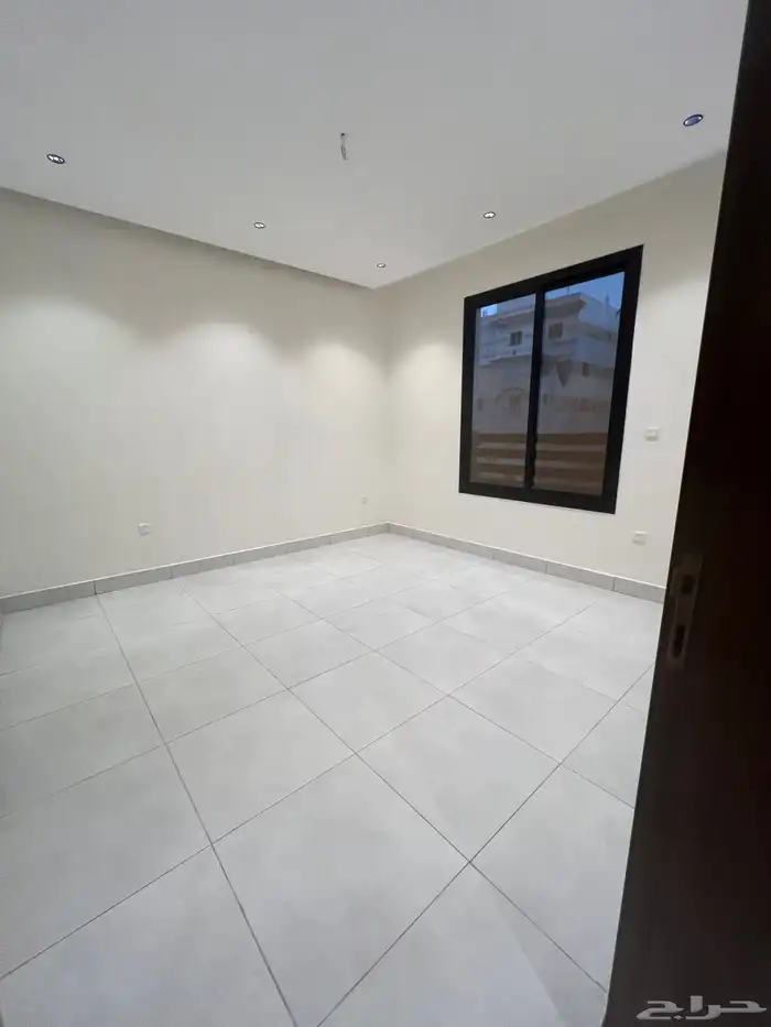 شقه جديده للبيع ب610 الف 5