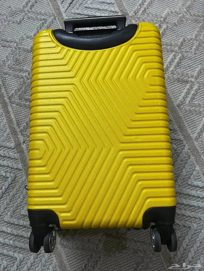 شنط سفر نظيفة جد ا   كبيرة وصغيرة بسعر ممتاز 1