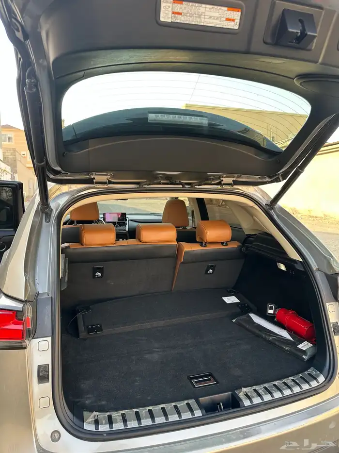 لكزس NX300 فل كامل 6