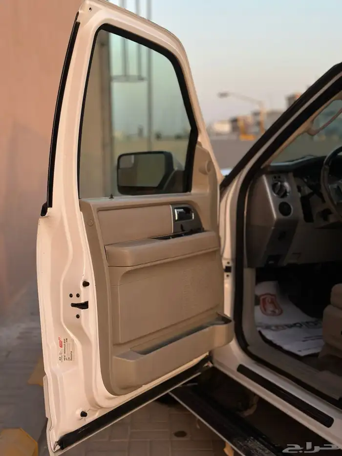 للبيع فورد إكسبيديشن ليمتد موديل 2012 29