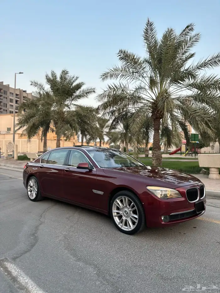 بي ام دبليو الفئة السابعة 2010 2