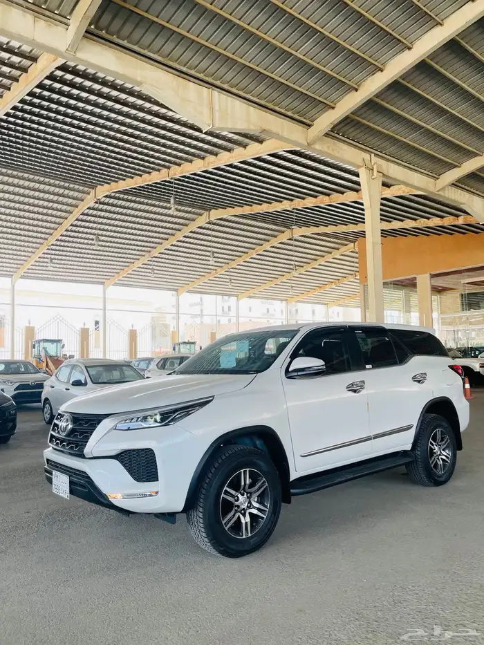 تويوتا فورتشنر - بدون دبل - 2025 ممشى 8 آلاف فقط 0