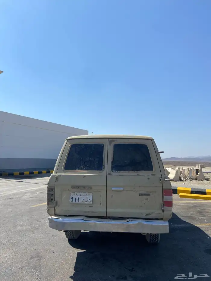 جيب صالون مسقط بدون اوراق 3