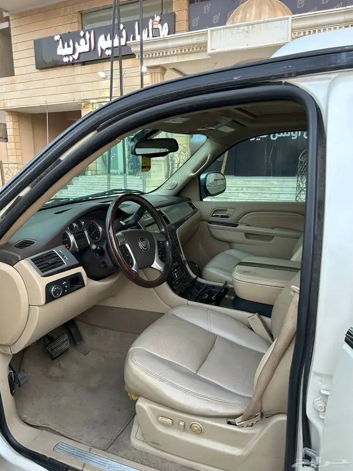 اسكاليد 2010 نظيف شاصي طويل 8