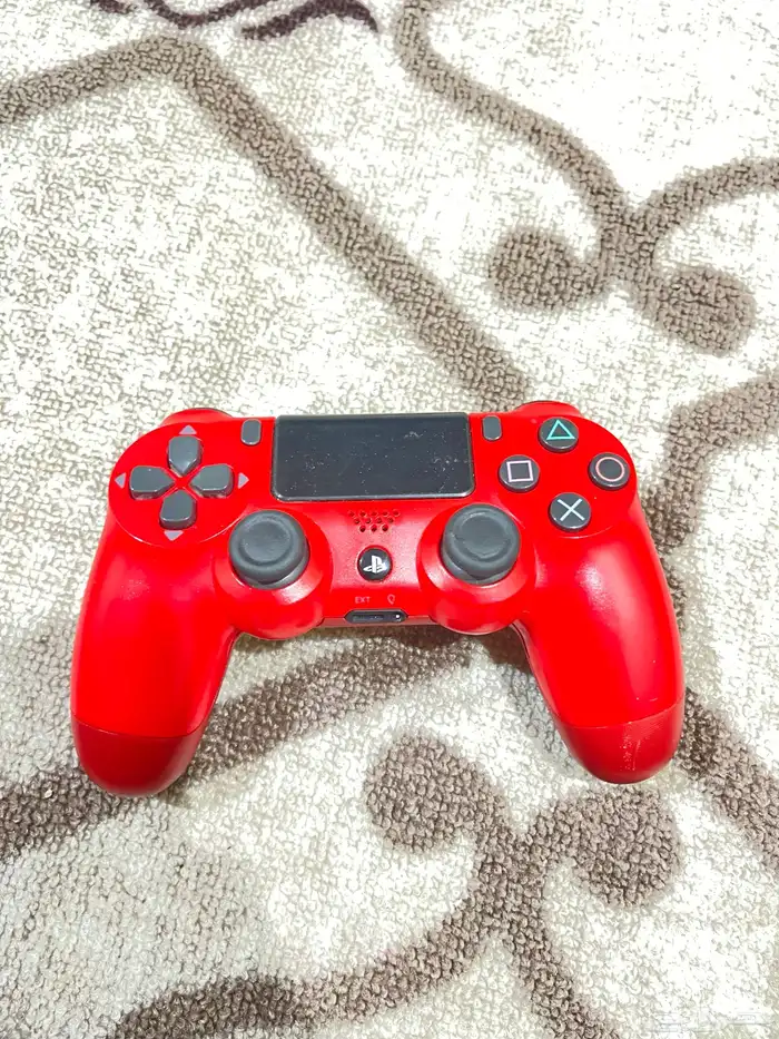 يد سوني فور 1