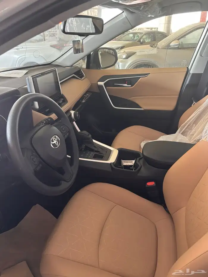 راف فور 2025 فل كامل بنزين 8