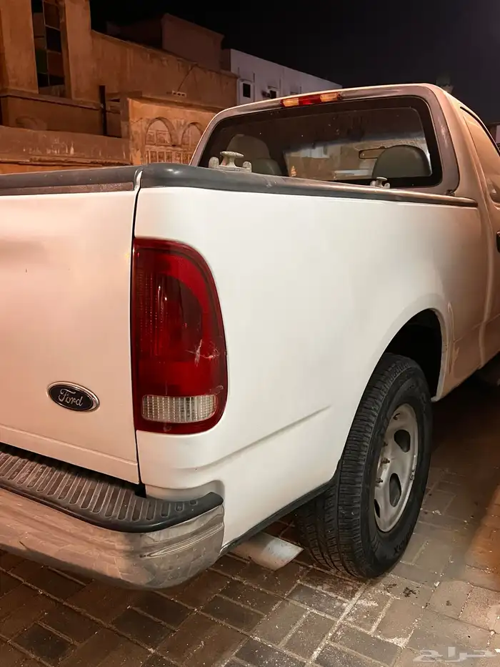 وانيت فورد F150 موديل 97. 8 سلندر تشليح 7