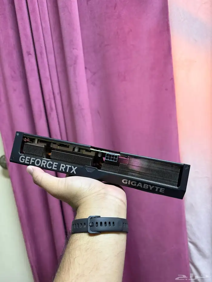 كرت شاشه RTX 4070 1