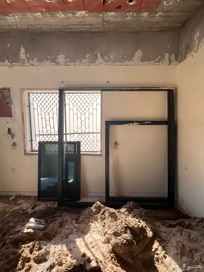 المنيوم للبيع مستعمل حق شبابيك مساحات كبيرة 3