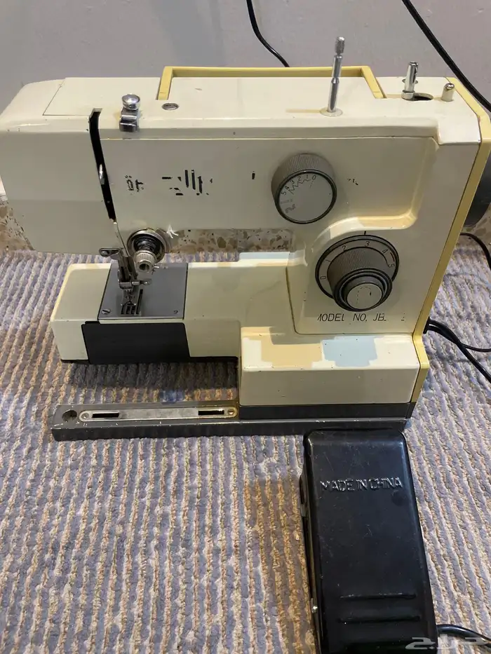 مكينة خياطه 0