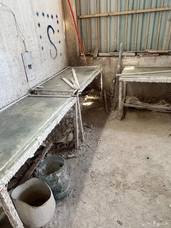 فرصة ذهبية للبيع مصنع ديكورات جبس 1000قطعه ب 4000 ريال فقط 60