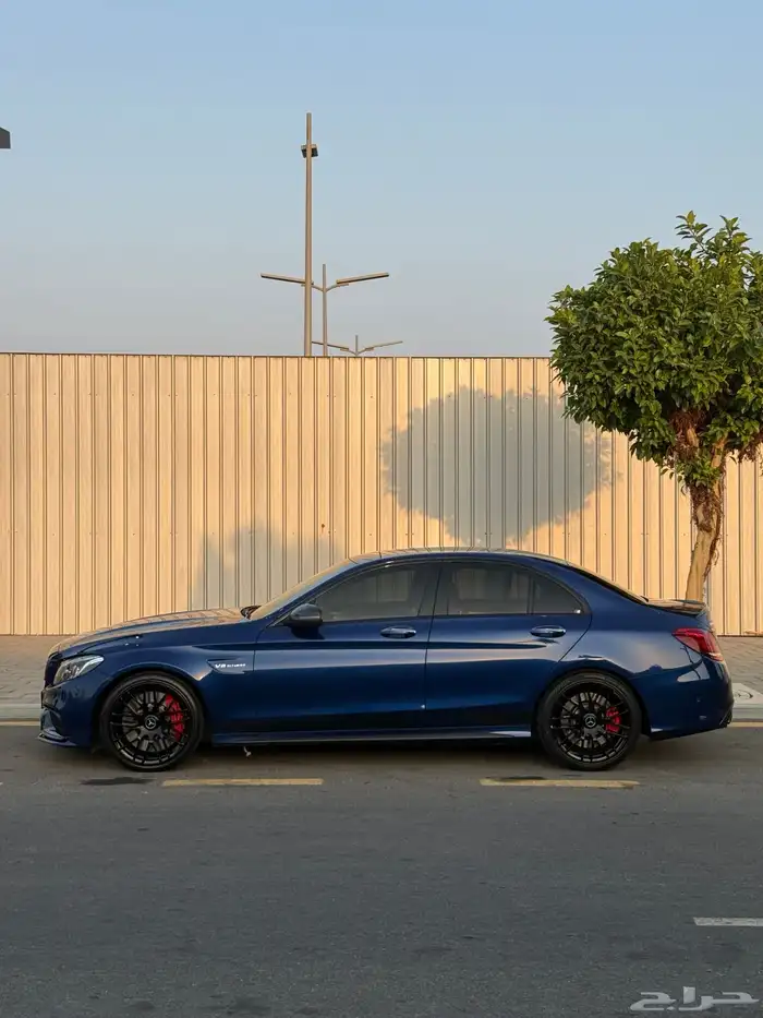 مرسيدس c63 فل كاربون 2016 10