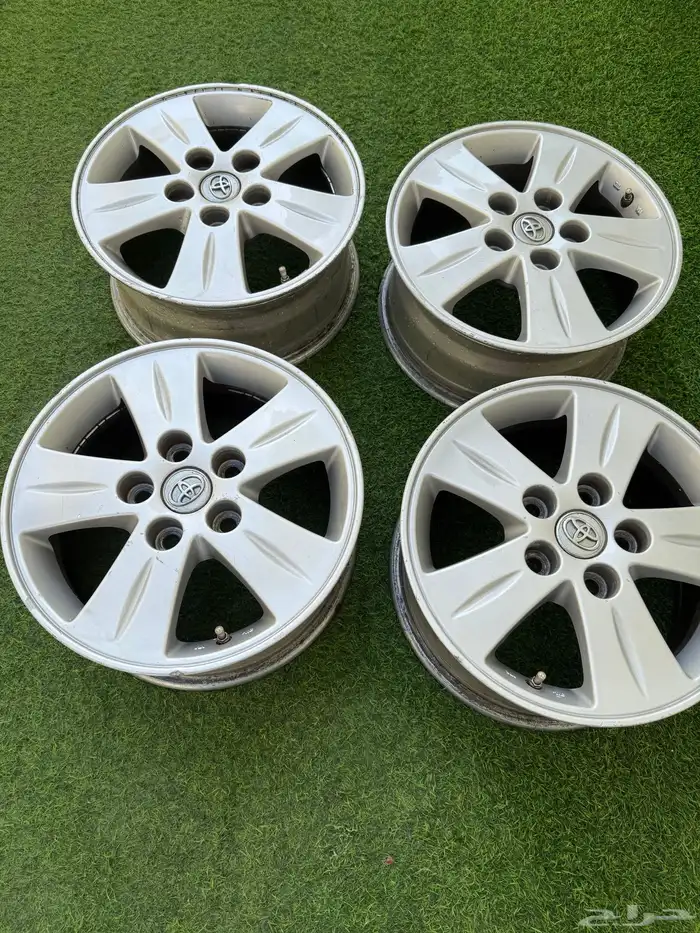 للبيع جنوط كامري GLI 5