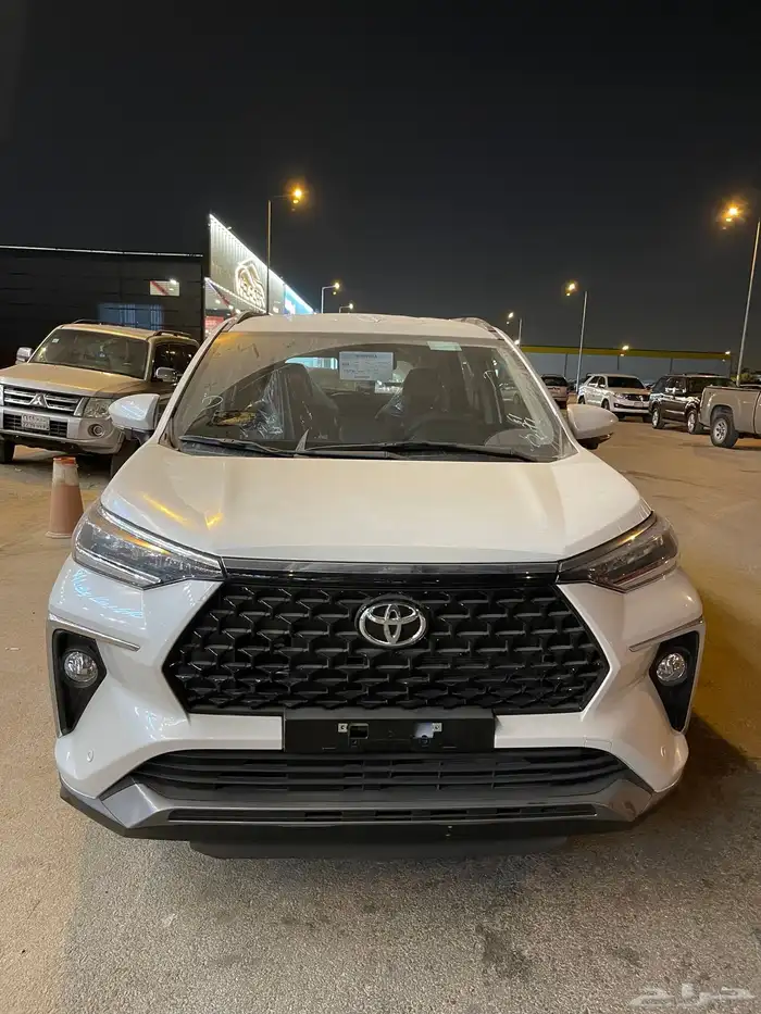 تويوتا فيلوز GLX بنزين 2025 0