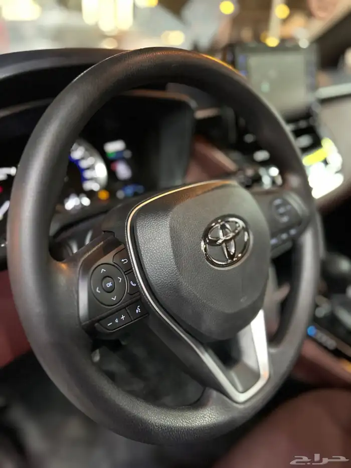 تويوتا كورولا كروس نص فل فتحه 2024هايبرد 98900 شامل الضريبة 9