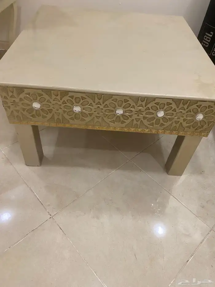 طاولة ضيافه 1