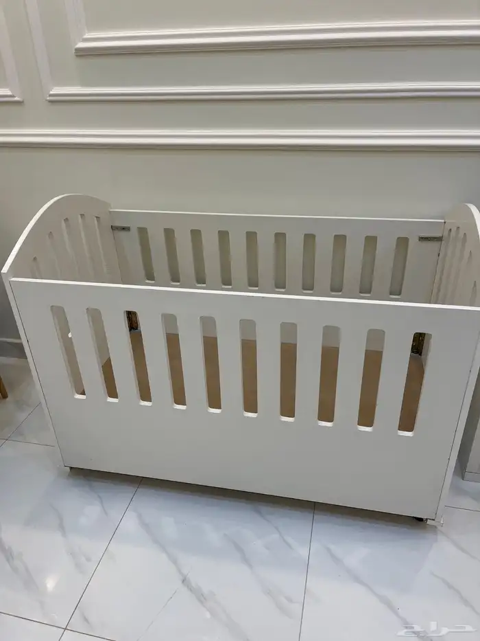 سرير اطفال 0