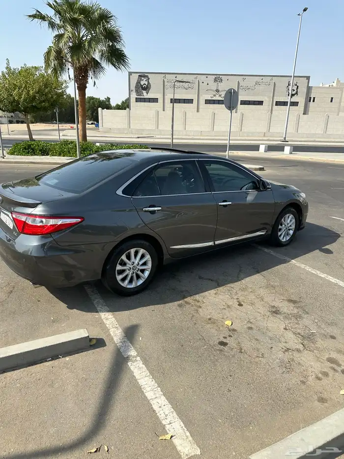 كامري 2017 GLX تم البيع 5