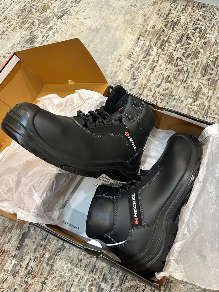 Safety shoe سيفتي شوز جديدة 3