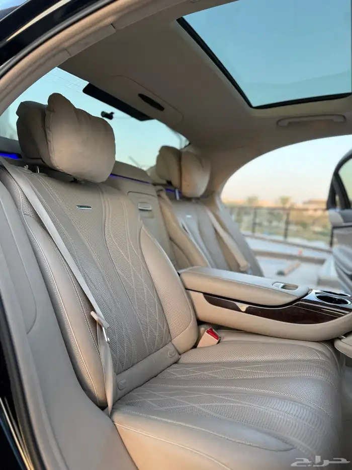 مرسيدس S63 نظيف جدا أسود ملكي 13