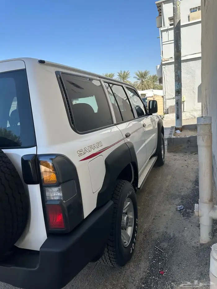 نيسان باترول 1