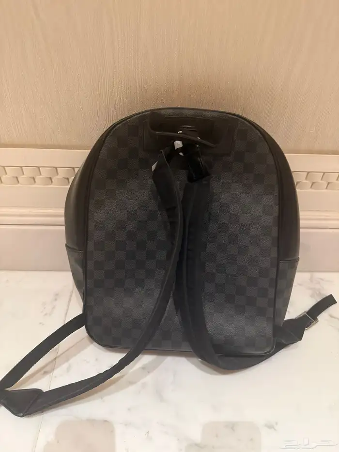 شنطة ظهر لويفيتون LV 2