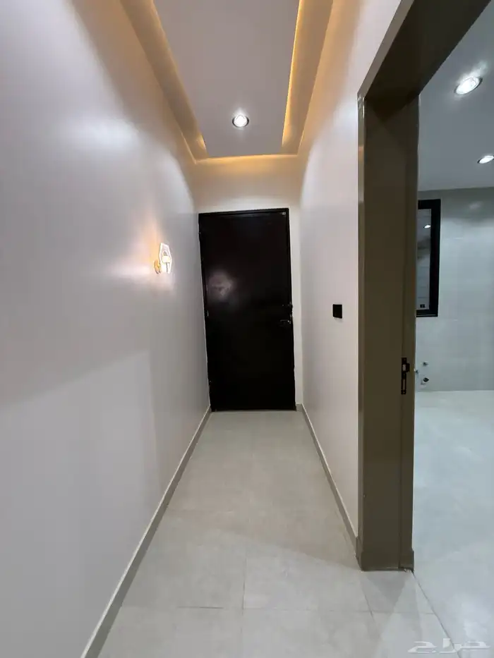 للبيع شقق سكنية بمداخل مستقله بحوش بسعر مناسب 520 الف 6