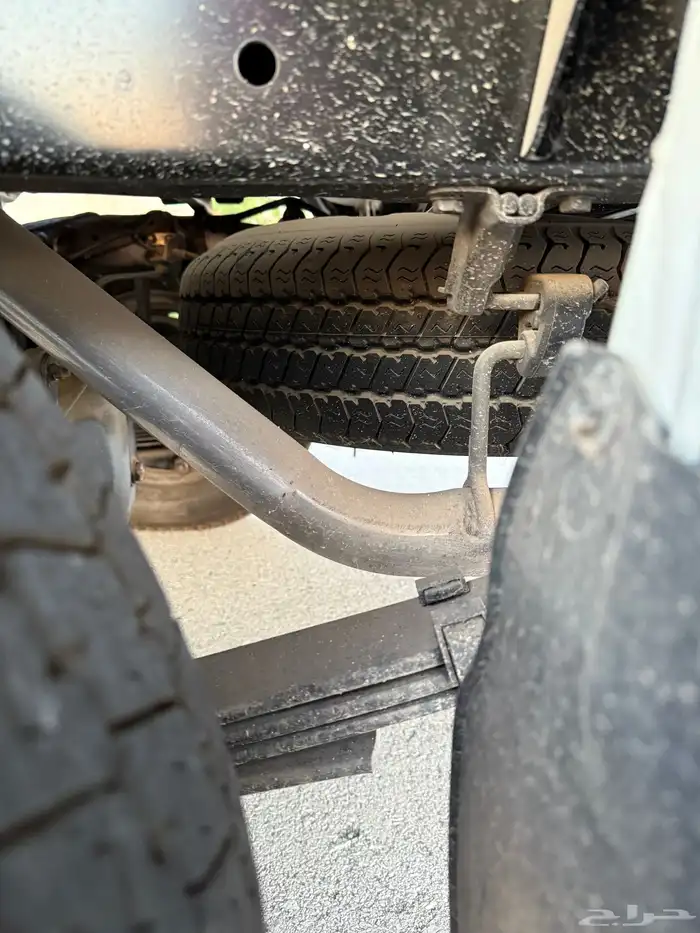 هايلوكس 2000 عداد 85 الف 7