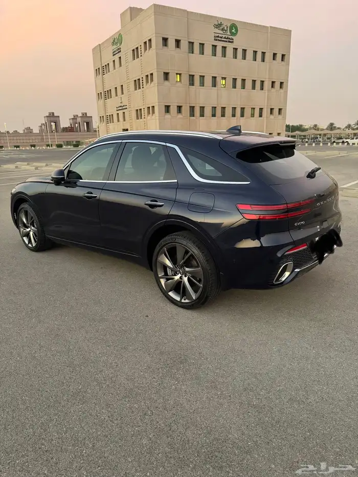 جنسس GV70 2023 5