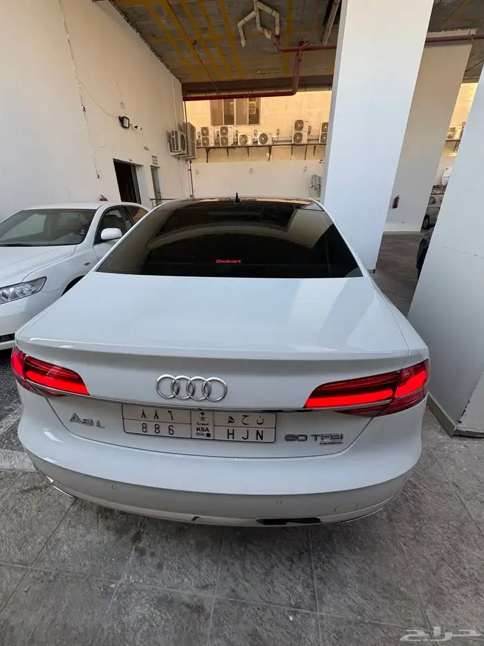 اودي A8 2016 للبيع اعلي فئة بحالة الوكالة 5