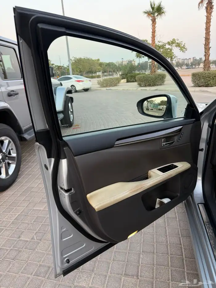 لكزس 2013 es فل كامل DD 350 الموقع جده 11