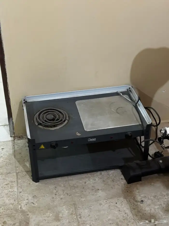 اثاث مستخدم ونظيف ومصفوط في رماح 4