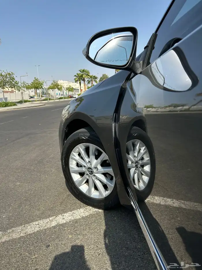 كامري 2017 GLX تم البيع 8