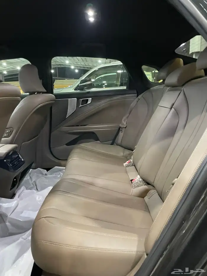 كيا كي 8 موديل 2022 نص فل 15