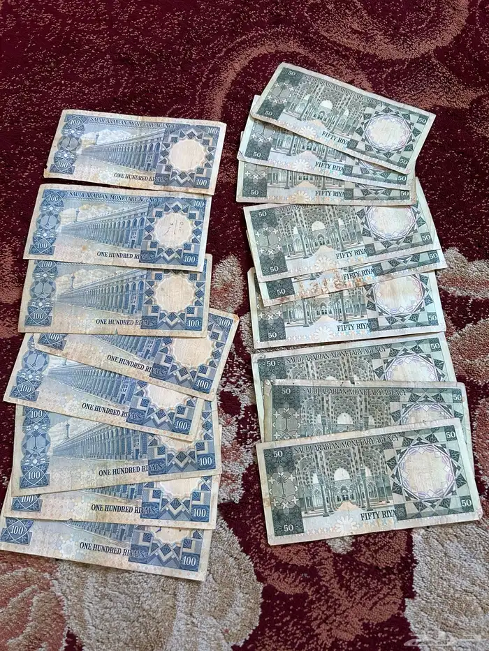 عملات وبعض المقتنيات الزمن القديم 0