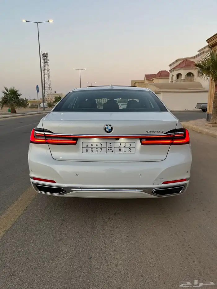 بي ام دبليو 730 2020 14
