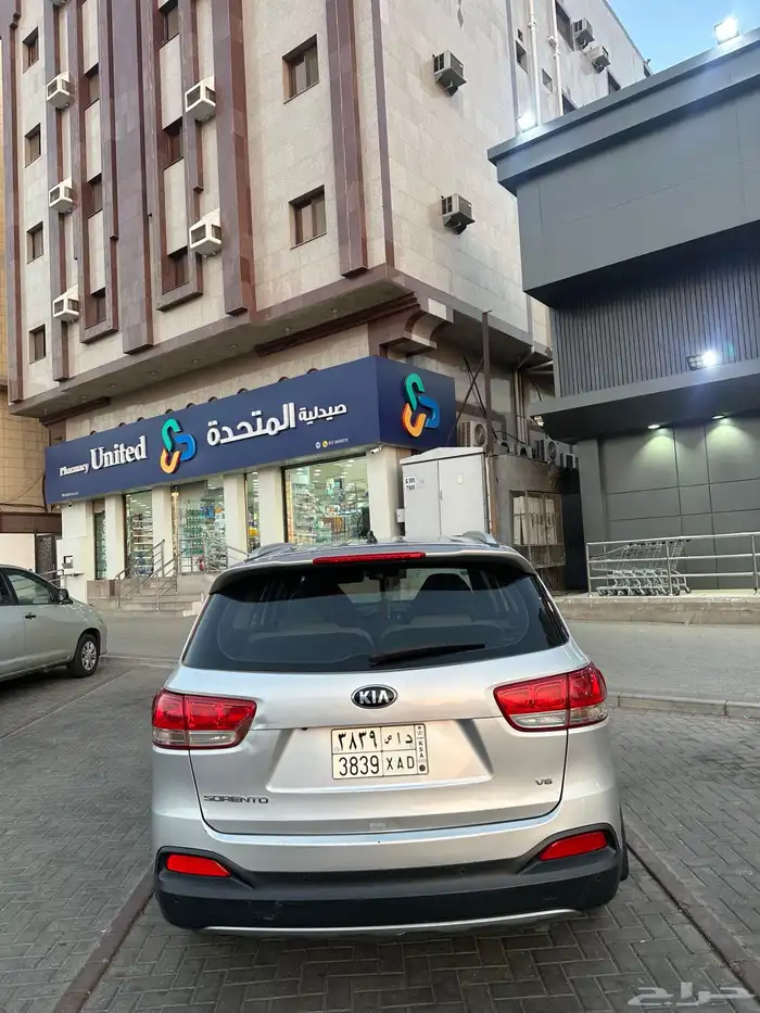 كيا سورينتوا 6 سلندر بدون دبل 5