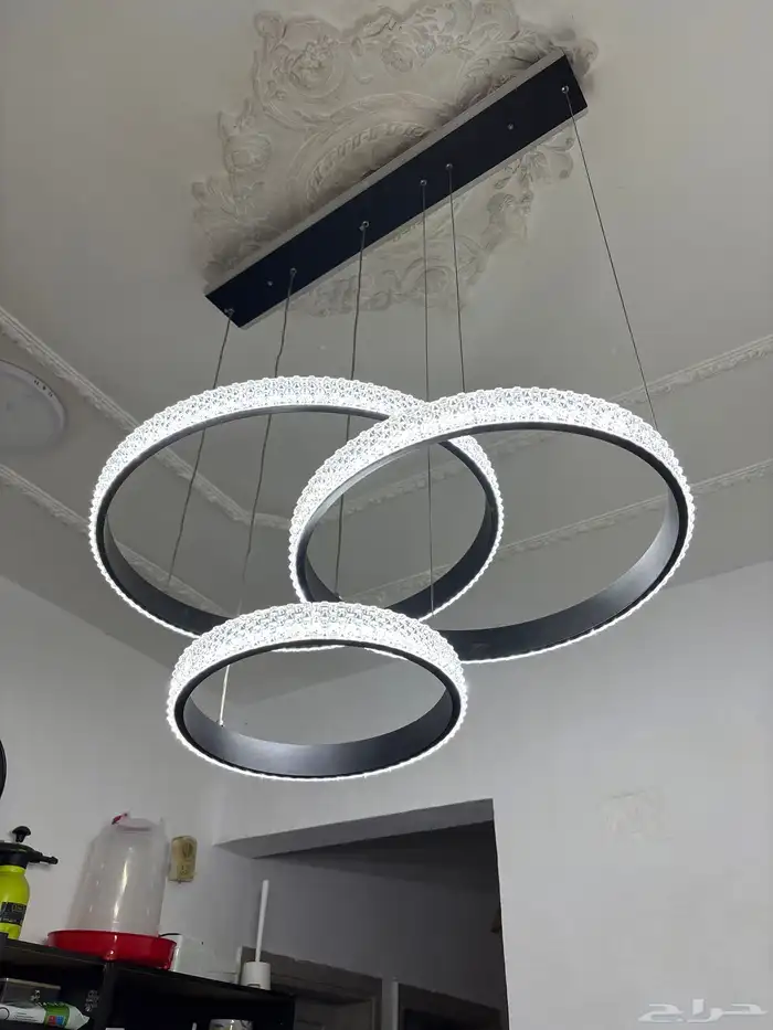 اثاث ل بيع وثلاجه ودواليب ورفوف ونجف و أسره 5