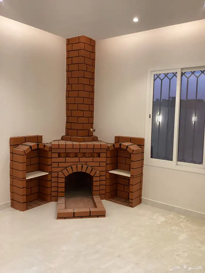 للبيع روف فاخر بتصميم راقي العزيزية أحد رفيدة 21