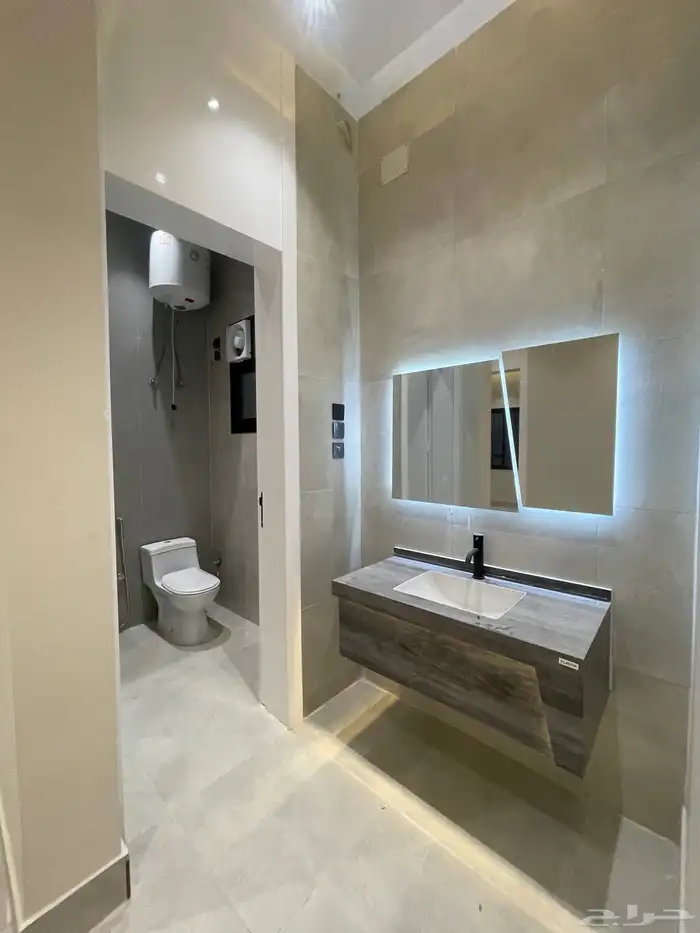 للبيع شقق علويه 6 غرف بسطح خاص ومصعد جاهز 520 الف باالمحاله 10