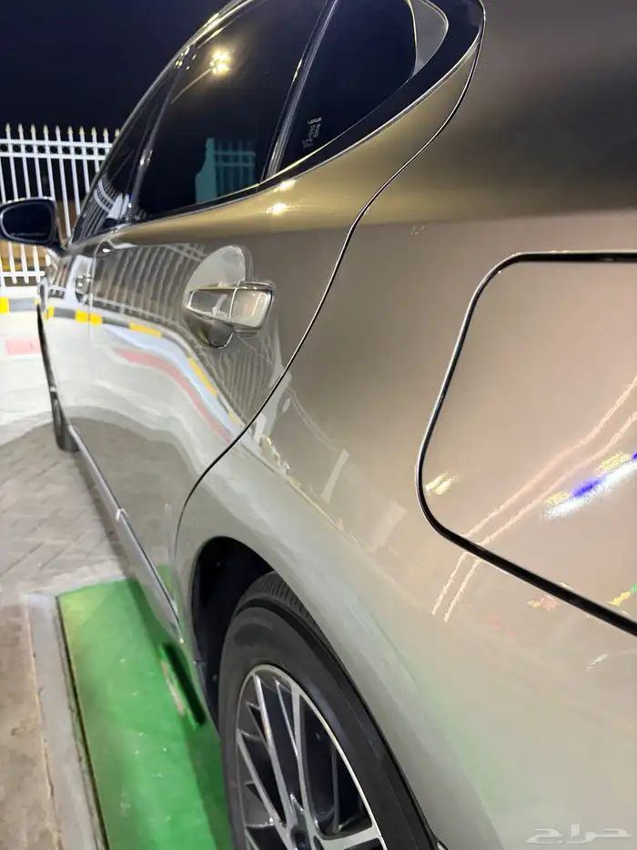 لكزس ES 2016 بريمي 12