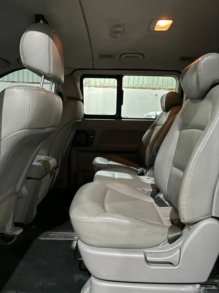 هونداي H-1 اتش ون 2021 ديزل ركاب 12راكب ماشي 88 الف ستاريكس 9