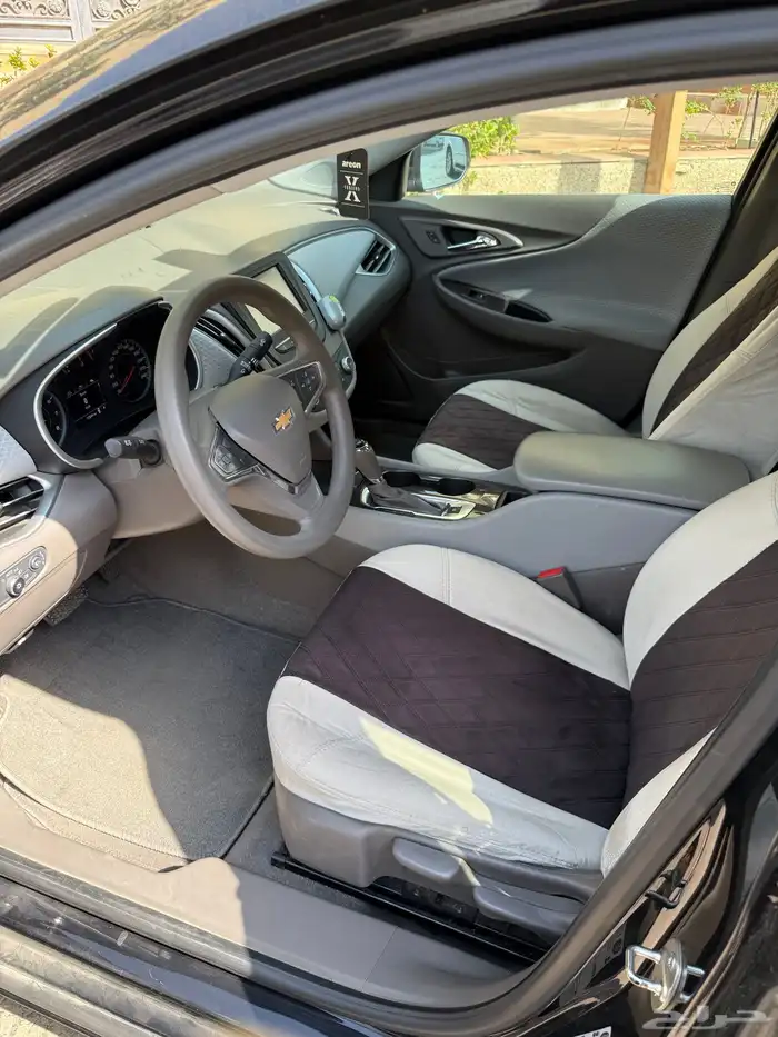Chevrolet Malibu 2018 for sale low mileage 6