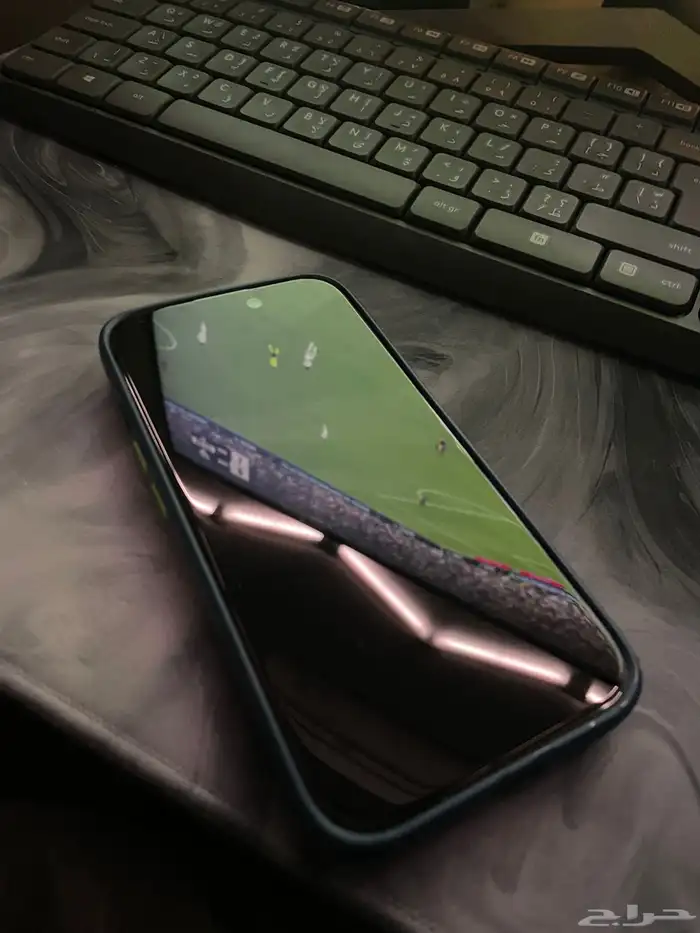 ايفون 16 العادي 1