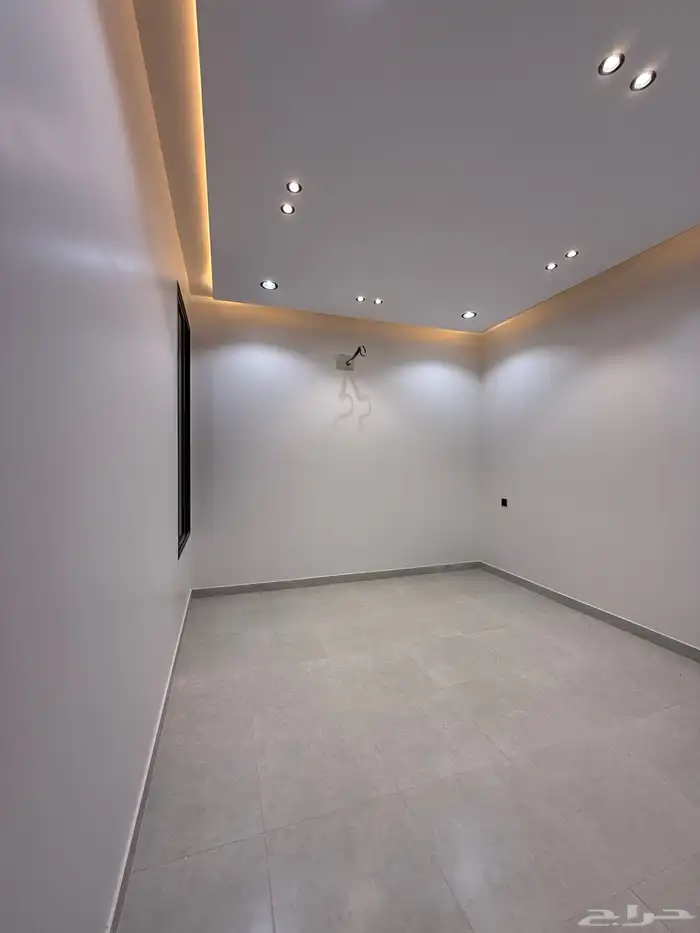 للبيع شقق سكنية بمداخل مستقله بحوش بسعر مناسب 520 الف 15